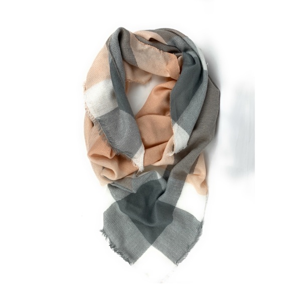 Blanket Scarf - Picture 7 of 8